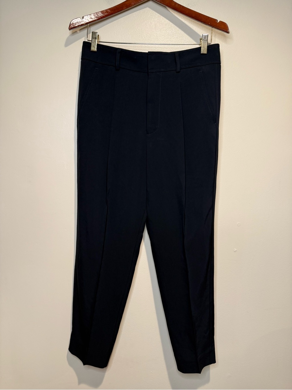 Everlane The Japanese GoWeave way high tapered Pant in Black - Picture 3 of 10